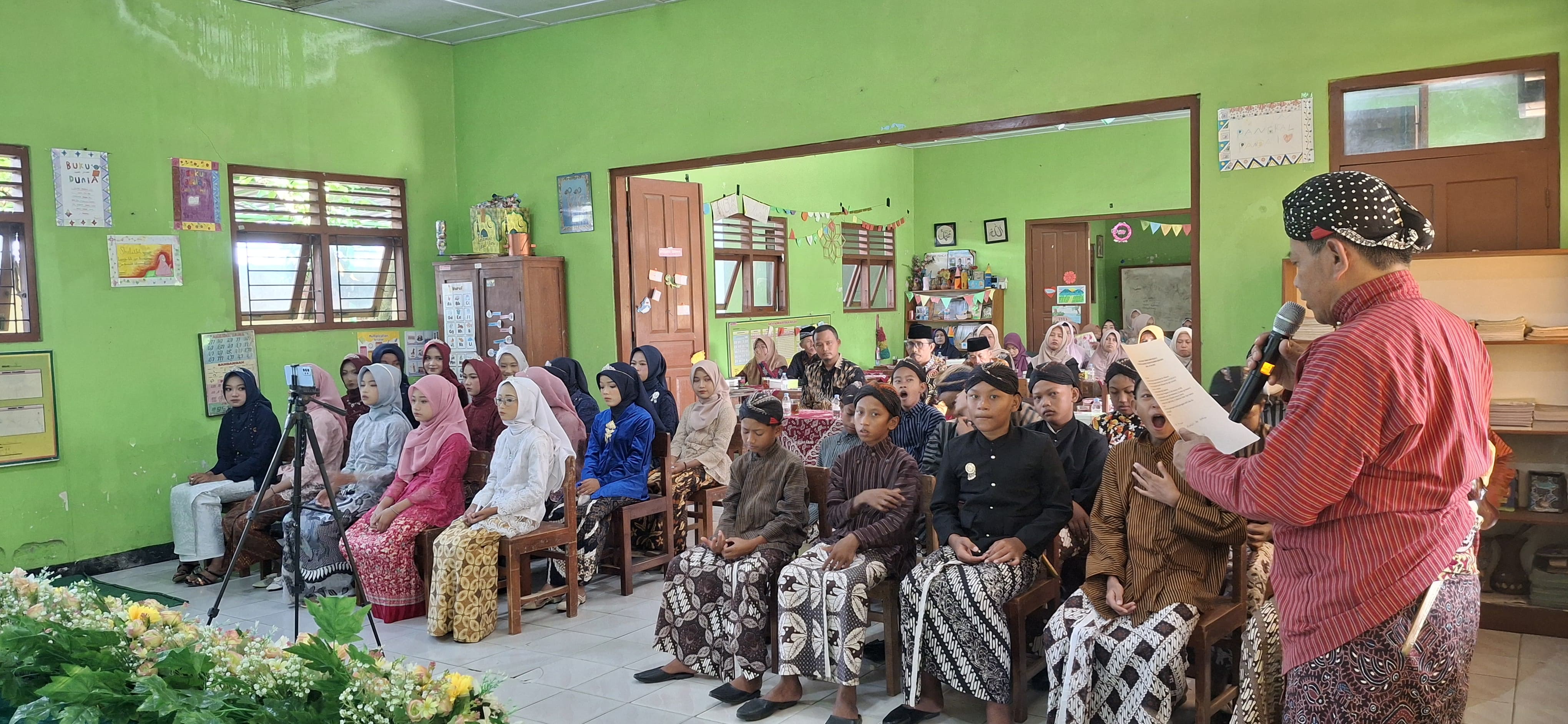 siswa-siswi Kelas VI